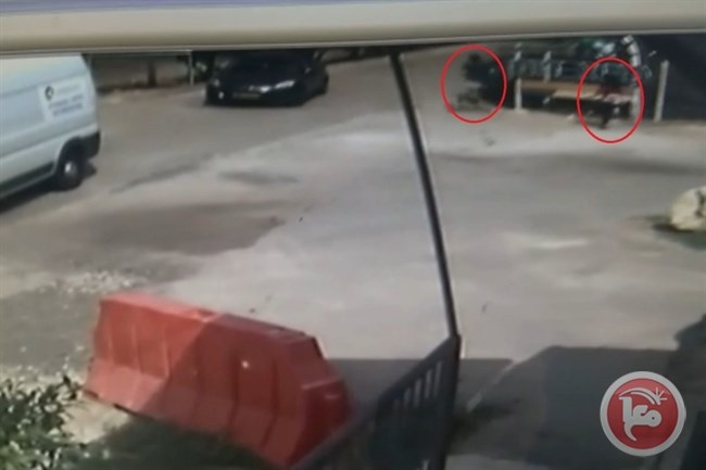 فيديو- الجيش الاسرائيلي يدرس طرد جندي فرّ أمام طفلة