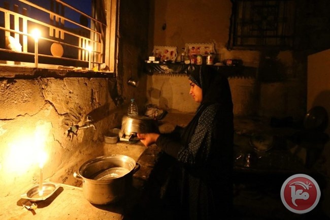 تداعيات تقليص ساعات التيار الكهربائي في قطاع غزة