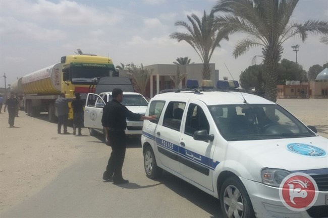 دخول 6 شاحنات وقود مصري لغزة بعد توقف ليومين