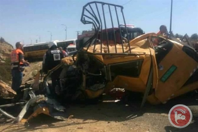 7 قتلى بحادث سير مروع مع حافلة مستوطنين