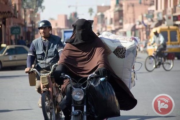 غزة- ممنوع ركوب النساء للدراجات النارية