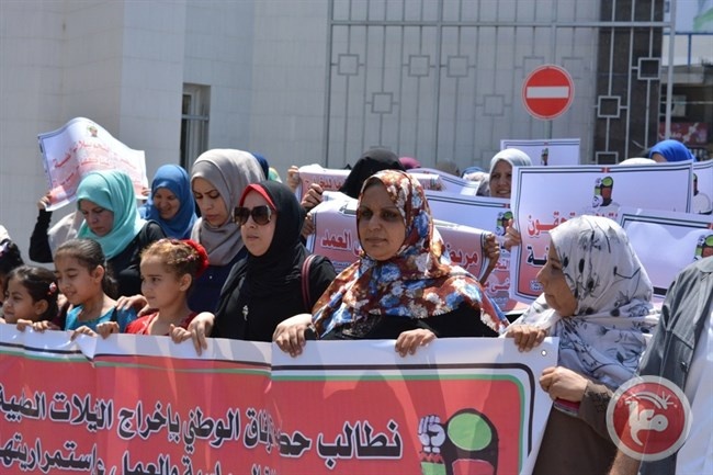 العمل النسائي ينظم مسيرة واعتصام حاشدين أمام مجمع الشفاء الطبي بغزة