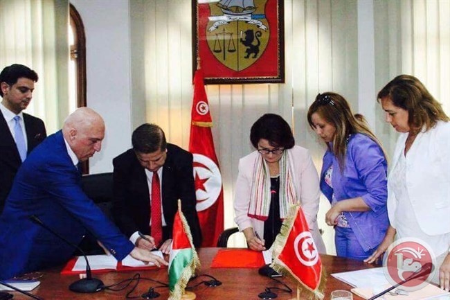 وزير الصحة يوقع مع نظيرته التونسية إتفاقية شاملة للتعاون المشترك