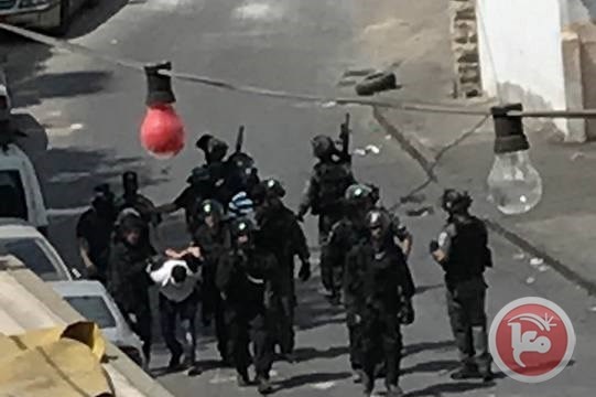 الاحتلال ينفذ حملة اعتقالات واسعة في القدس