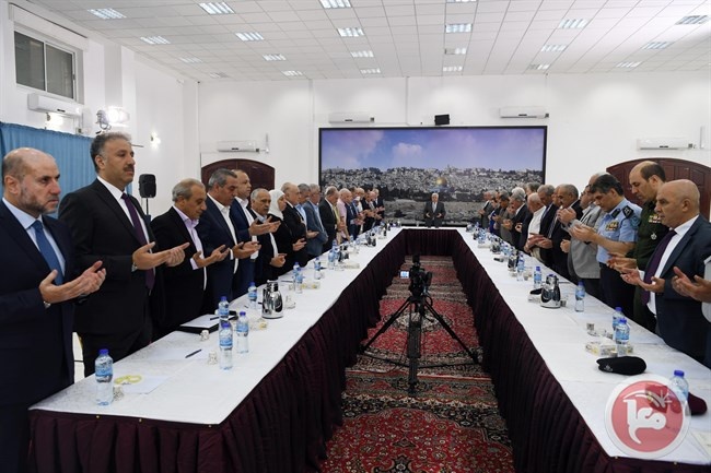 القيادة تجتمع مساء لبحث آخر المستجدات
