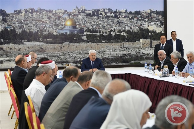بعد عودة الرئيس- اجتماع للقيادة لتحديد الموقف من حماس