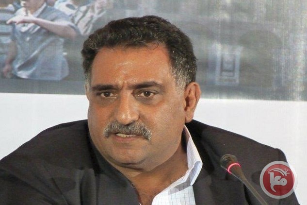 إسرائيل تبدأ إجراءات سحب الجنسية من عزمي بشارة