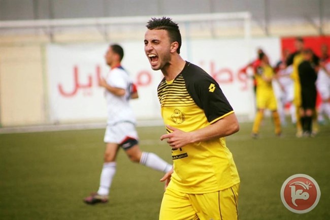 جيفارا.. ينتقل من ملاعب كرة القدم إلى الزنزانة