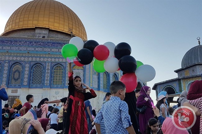 &lt;div&gt;صورة وتعليق: &lt;/div&gt;وعادت الحياة- أطفال يلهون في ساحات الأقصى