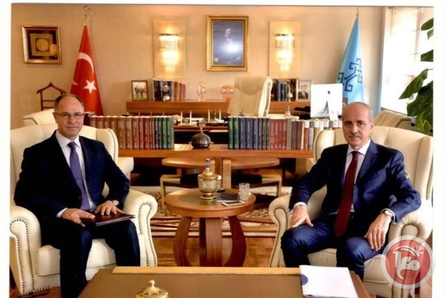 السفير مصطفى يجتمع بوزير الثقافة والسياحة التركي