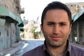 محكمة الصلح تمدد اعتقال الناشط عمرو