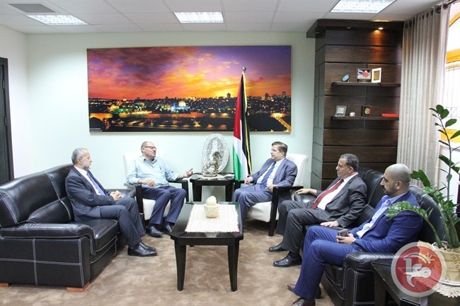 عواد يعلن حل إشكالية مساهمة مرضى التصلب اللويحي بثمن الدواء