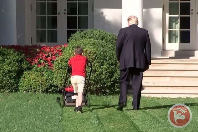 طفل عمره 11 عاما يعمل في البيت الأبيض برعاية ترامب