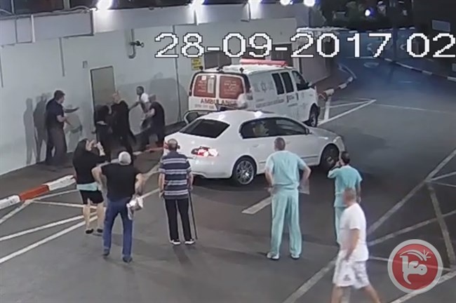 فيديو- مجهولون يضربون حراس مستشفى إيخلوف