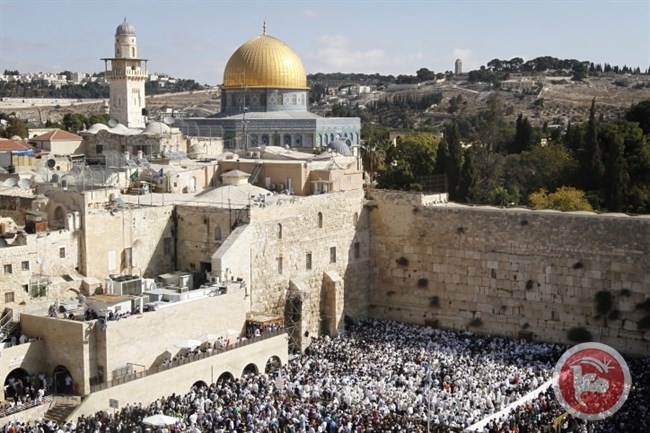 التربية تقرر توجيه الرحلات إلى القدس ومتحف الشهيد عرفات