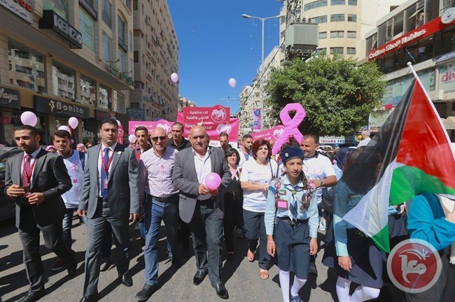 بنك فلسطين يقدم رعايته لفعاليات الشهر العالمي للتوعية حول سرطان الثدي