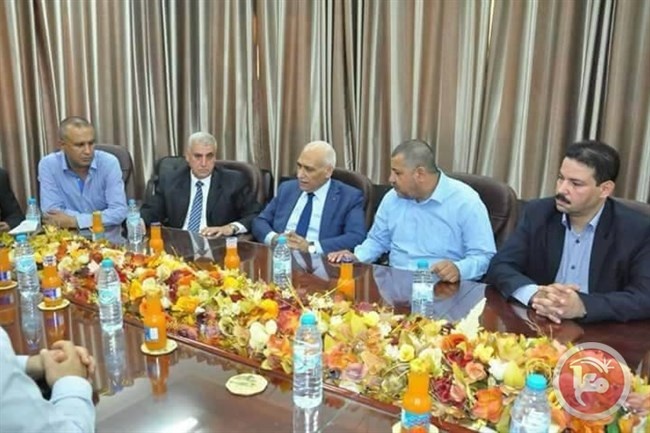 اللواء محمد منصور يتفقد مقر وزارة الداخلية بغزة