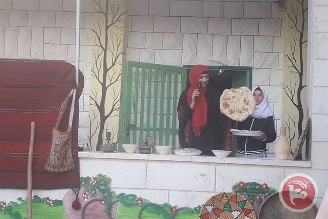 مدرسة بنات الصرة الثانوية تحيي يوم التراث الفلسطيني