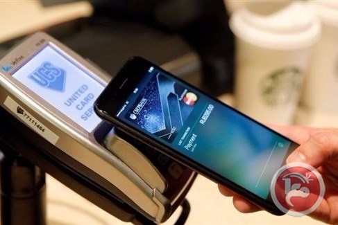 الهواتف تواجه العملة النقدية الورقية بالصين