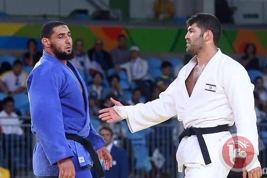 فريق الجودو الإسرائيلي في أبو ظبي بدون رموزه الإسرائيلية