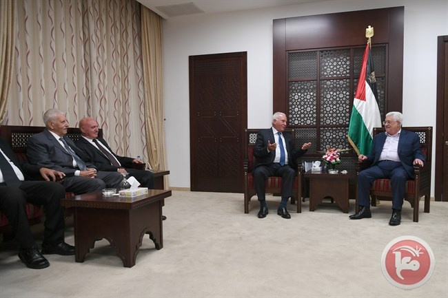 الرئيس يستقبل وفد لجنة الوفاق العربية في إسرائيل