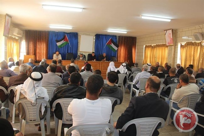 بلدية يطا تعقد اجتماعا تشاوريا مع المجتمع المحلي