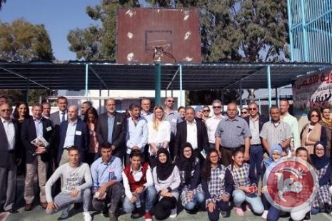 أعضاء اللجنة الاستشارية للأونروا يزورون لبنان