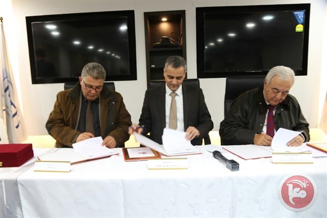 جامعة القدس وصندوق التشغيل ووزارة الاتصالات يوقعون مذكرات تفاهم
