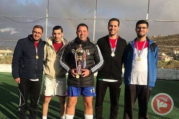 معلمو أكاديمية القرآن الكريم ينتزعون الوصافة في بطولة الاستقلال