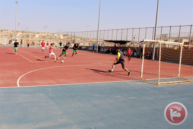 &quot;الامريكية&quot; تستضيف بطولة الاستقلال لفرق المؤسسات