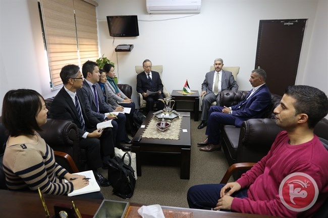جبارين يلتقي بعثة تقييم مشروع المساعدة الفنية لإدارة النفايات الصلبة
