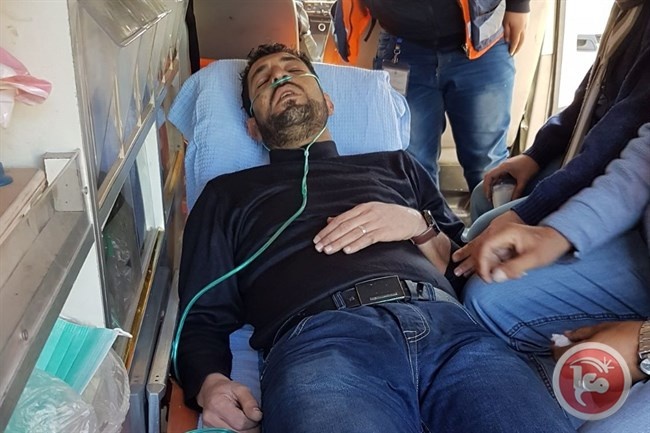 الاحتلال يستهدف الصحفيين- اصابة مراسل معا في رام الله