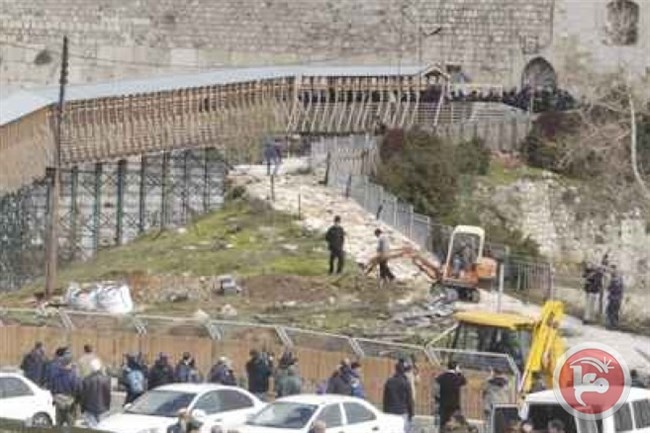 بلدية الاحتلال تبحث مشروع قطار خفيف في مدينة القدس