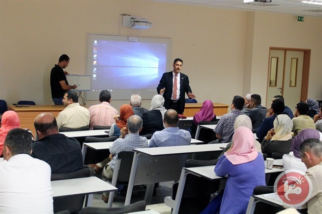 ادخال وسائل التعليم الحديثة للغرف التدريسية في الجامعة العربية