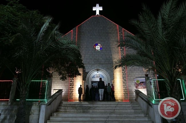 &quot;ترامب&quot; يلغي احتفالات المسيحيين في غزة