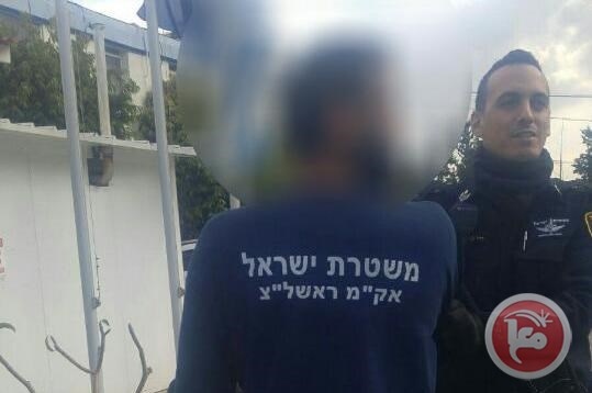 اعتقال 14 عاملا فلسطينيا في هرتسيليا