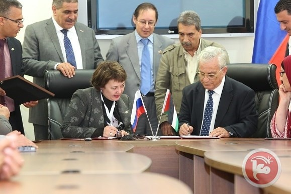 &quot;القدس المفتوحة&quot; توقع اتفاقية تعاون مع جامعة الأورال الروسية