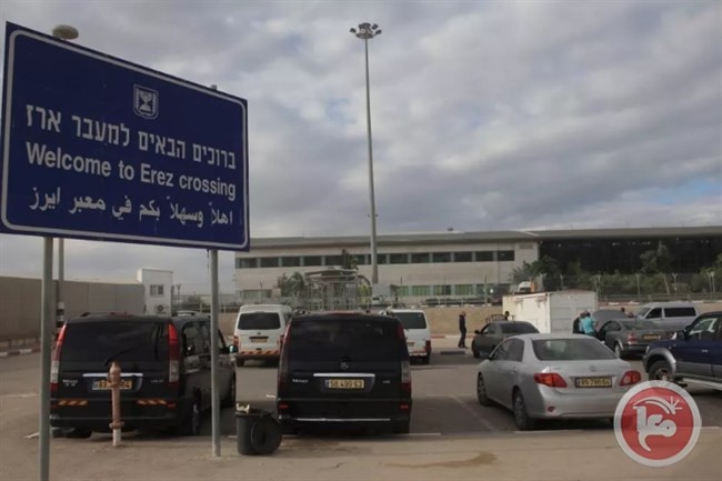 اسرائيل تواصل منع ادخال السيارات الى قطاع غزة