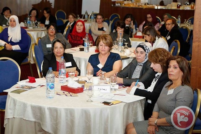 استكمال أعمال اللقاء الإقليمي للنساء الفلسطينيات