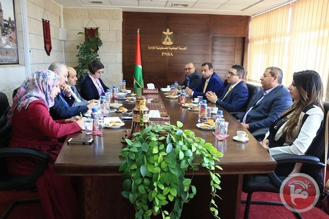 أبو زيد يبحث مع الهيئة المستقلة سبل بناء برنامج تدريبي مشترك