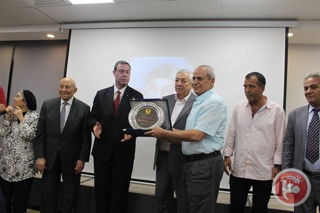 سفارة فلسطين بالقاهرة تحيي يوم الأسير الفلسطيني
