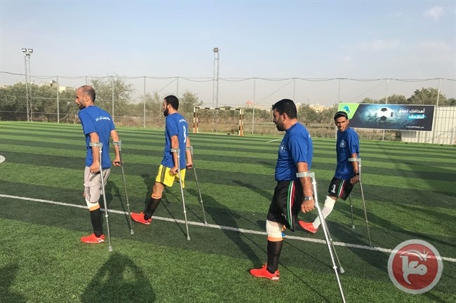 أول فريق كرة قدم لمبتوري الأطراف بغزة
