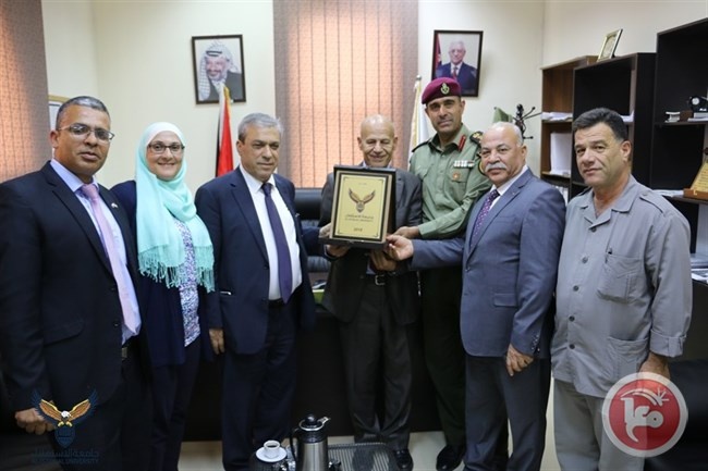 اللواء الطيراوي يبحث التعاون مع سفير فلسطين لدى روسيا