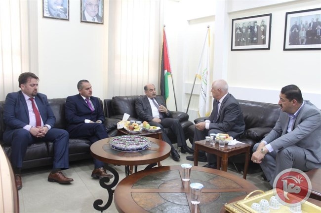 مطالبة اوكرانيا تسهيل التبادل التجاري مع فلسطين