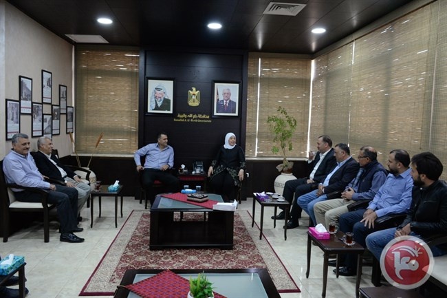 غنام تكرم أصحاب فكرة التبرع لأجهزة الكلى من أبناء جاليتنا في أمريكا