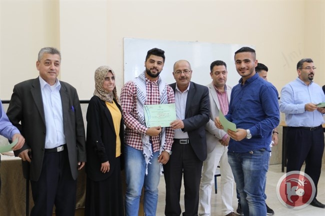 &quot;خضوري&quot; تخرج المشاركين في دورة &quot;مهارات العمل الصحفي&quot;