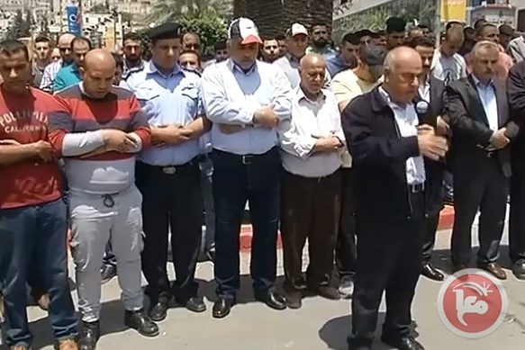 وقفة تضامنية مساندة لغزة في نابلس