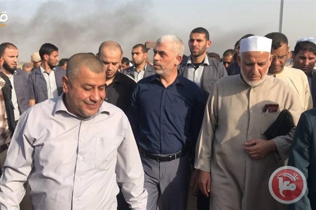 السنوار يطالب بوقف التنسيق الامني