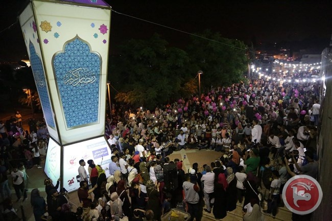 &quot;الإسلامي العربي&quot; يرعى إضاءة أكبر فانوس رمضاني بفلسطين