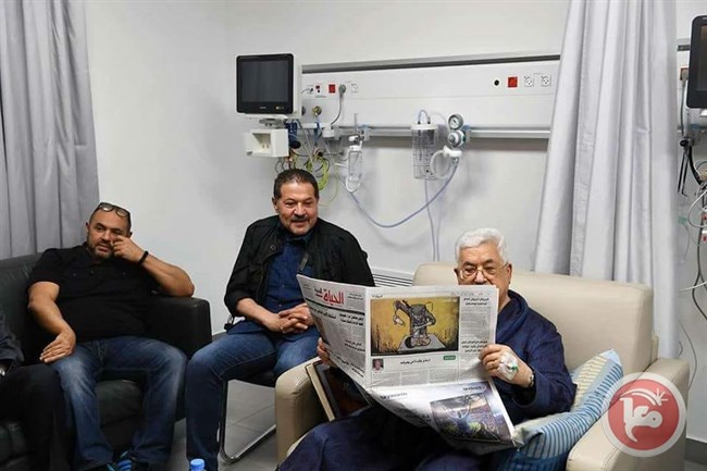 مشعل يطمئن على صحة الرئيس